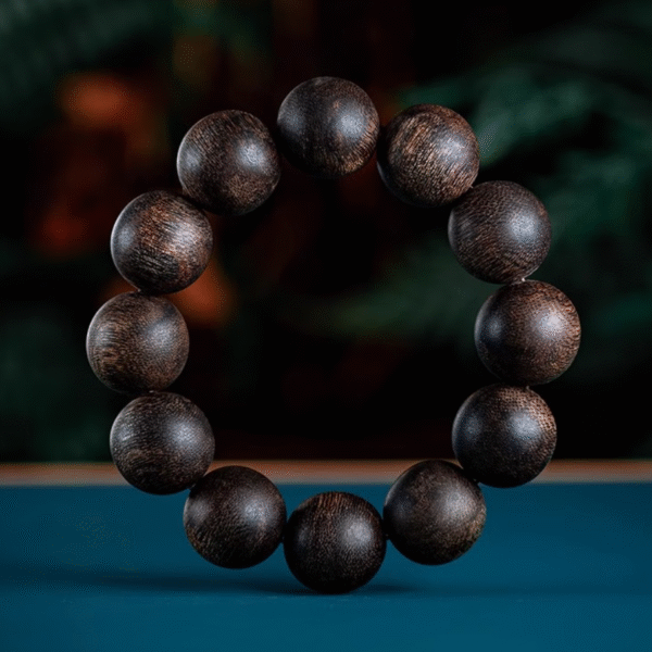 Kynam Agarwood Bracelet Collection