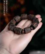 Qinna Chenxiang Six-Character Mantra Bracelet