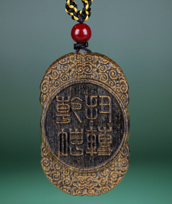 Green Kynam Agarwood Peace Amulet