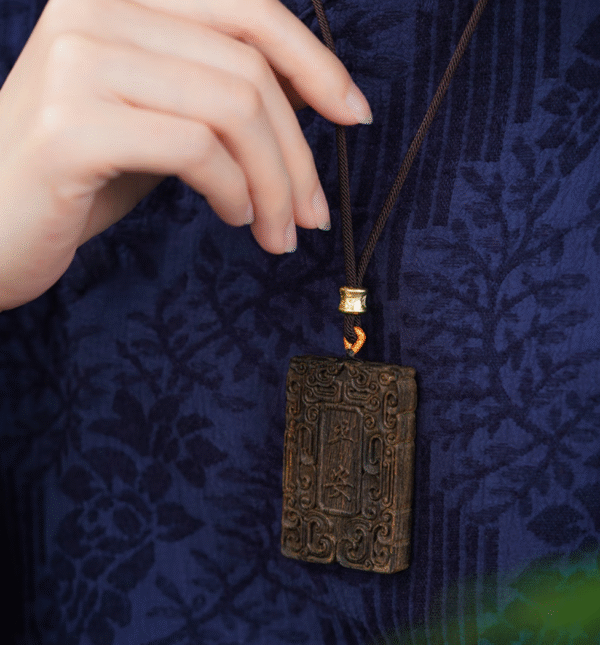Qinan Agarwood Peace Pendant