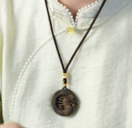 Qinan Agarwood Auspicious Dragon Pendant