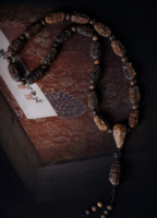 Sandalwood bracelet for men, sinking-grade antique beads, eighteen Luohan handheld Buddha bead bracelet.