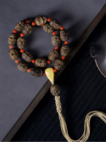 Agarwood bracelet with Eighteen Arhats hand-held Buddhist rosary bracelet