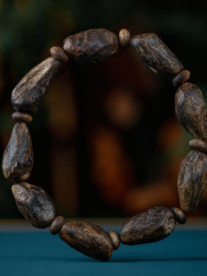 Agarwood insect-eaten bead bracelet