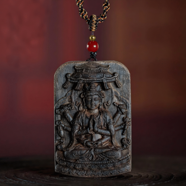 Agarwood carved amulet