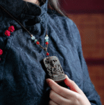 Agarwood carved amulet