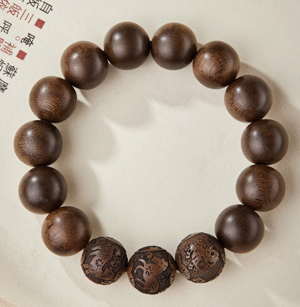 Agarwood carved bracelet