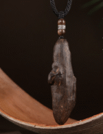 Old material Qian Nan Chen Xiang pendant