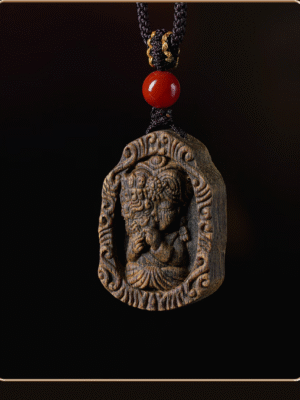 Carving high-end agarwood pendant Buddhist amulet necklace pendant