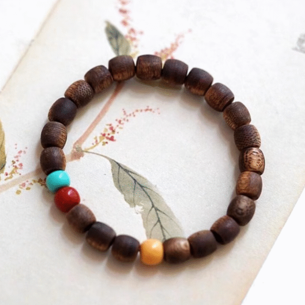 Agarwood bucket bead bracelet, old-style southern red agate, turquoise.
