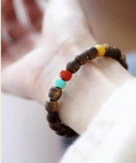 Agarwood bucket bead bracelet, old-style southern red agate, turquoise.